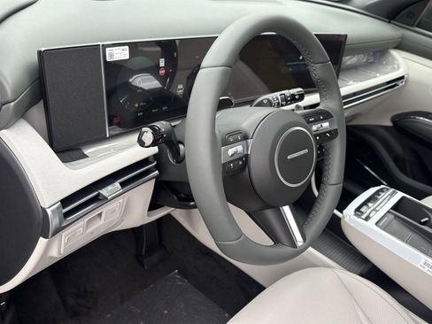 New 2026 Hyundai Tucson Limited image 16