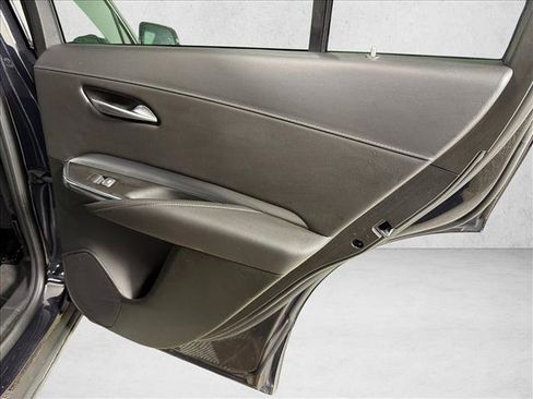 Used 2023 Cadillac XT4 Premium Luxury FWD image 16