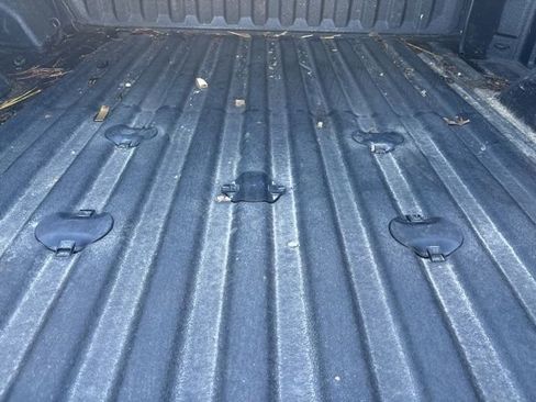 Used 2023 GMC Sierra 2500 SLT w/ SLT Convenience Package image 9