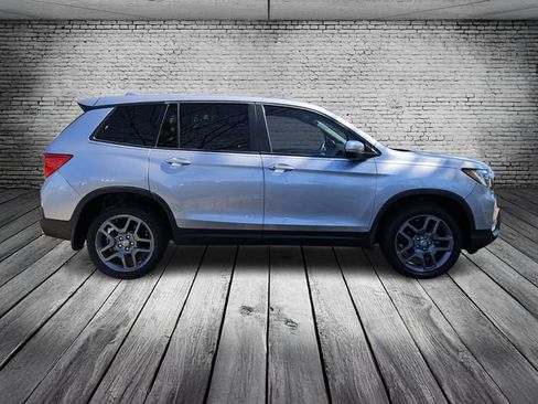 Used 2023 Honda Passport EX-L image 6