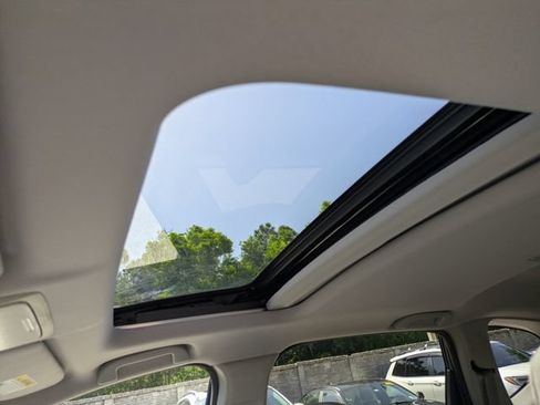 Used 2017 Honda CR-V EX image 22