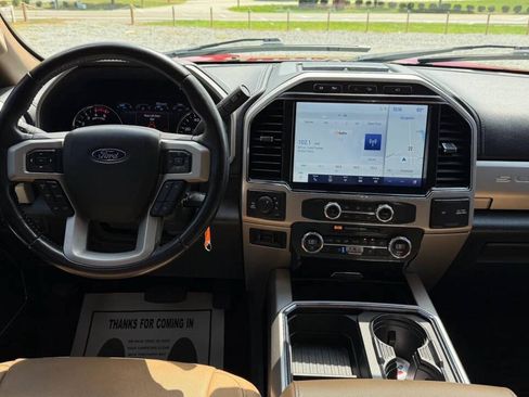 Used 2022 Ford F250 Lariat w/ Lariat Value Package AWD/4WD image 16