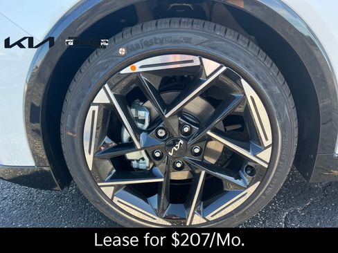 New 2025 Kia K4 GT-Line w/ GT-Line Premium Package image 9