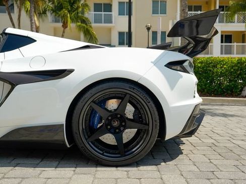 Used 2026 Chevrolet Corvette ZR1 w/ ZR1 Carbon Fiber Aero Package RWD image 15