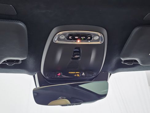 Used 2022 Volvo XC90 T6 Inscription w/ Lounge Package image 38