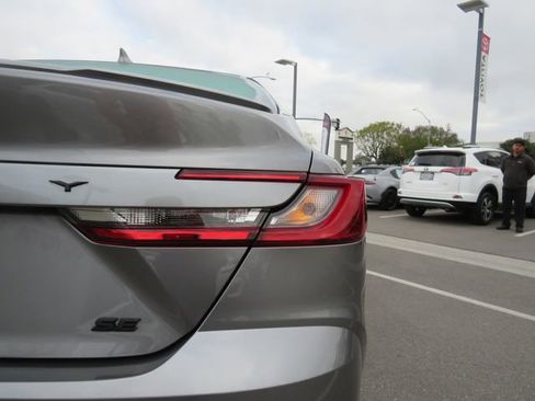 Certified 2025 Toyota Camry SE w/ Convenience Package image 11