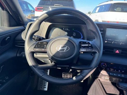 Certified 2025 Hyundai Elantra Sport image 12