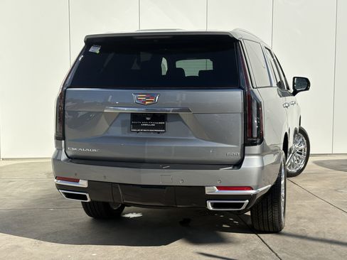 New 2026 Cadillac Escalade Luxury image 6