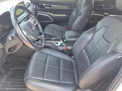 Used 2021 Kia Telluride EX w/ EX Premium Package FWD image 16