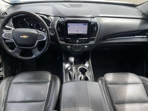 Used 2021 Chevrolet Traverse Premier w/ Redline Edition AWD/4WD image 21