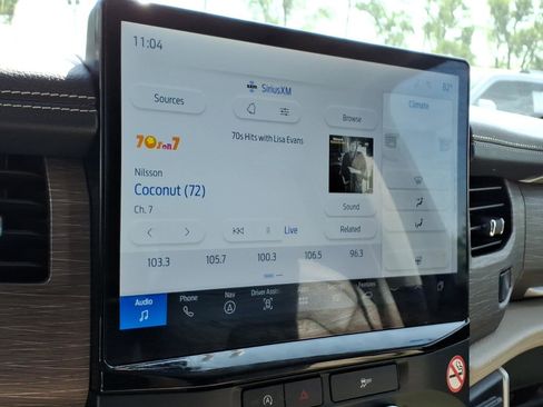 Used 2024 Ford Expedition Max Limited image 11