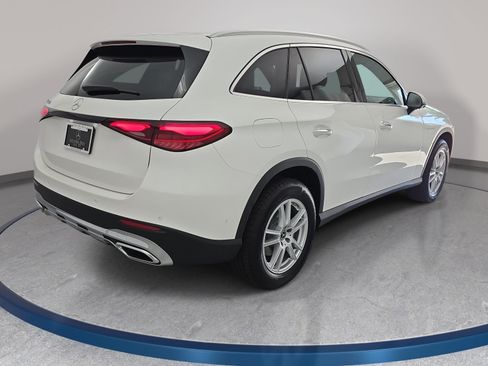 Certified 2026 Mercedes-Benz GLC 300 image 5