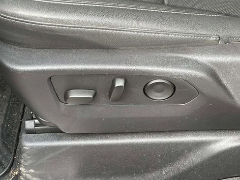 Used 2025 Chevrolet Silverado 3500 LTZ w/ LTZ Plus Package image 14