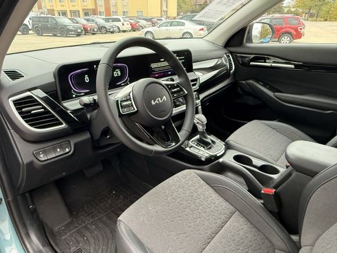 Used 2026 Kia Seltos S image 11