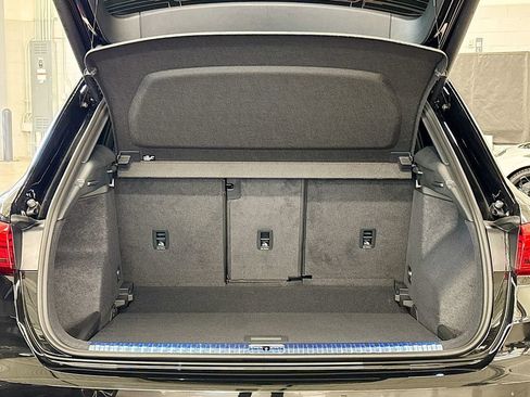 New 2025 Audi Q3 2.0T Premium image 21