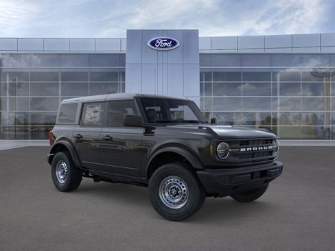 New 2025 Ford Bronco 4-Door image 7