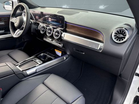 New 2026 Mercedes-Benz GLB 250 image 19