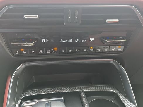 Used 2025 MAZDA CX-70 3.3 Turbo S w/ Premium Package image 21