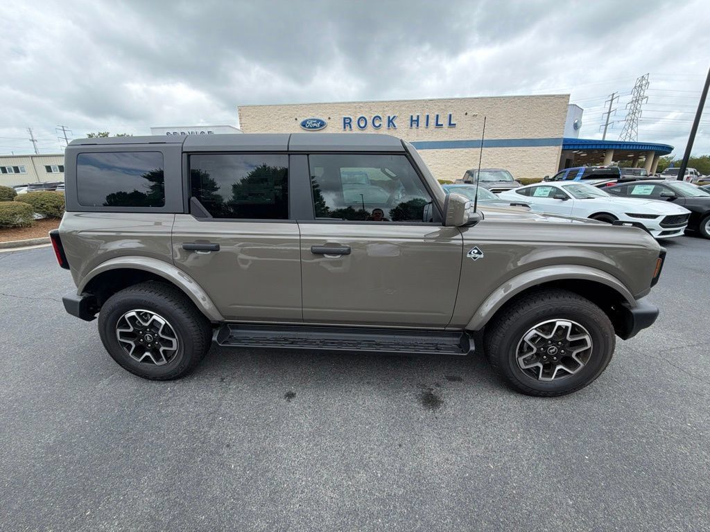 New 2026 Ford Bronco Outer Banks AWD/4WD image 21