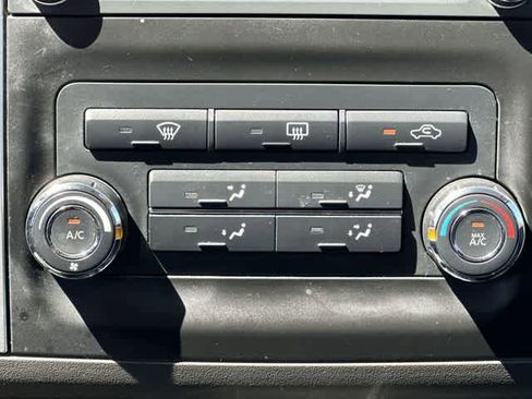 Used 2013 Nissan Xterra PRO-4X w/ Pro-4x Leather Pkg image 13