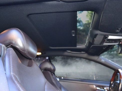 Used 2013 Mercedes-Benz CL 550 4MATIC image 35