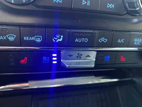 Used 2023 Ford F150 Limited image 42