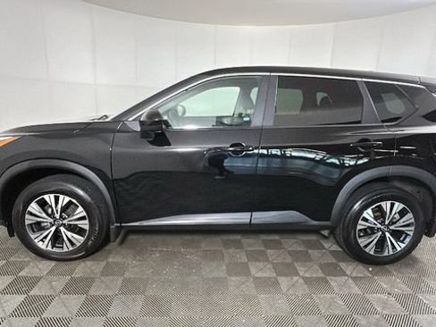 Used 2023 Nissan Rogue SV AWD/4WD image 5