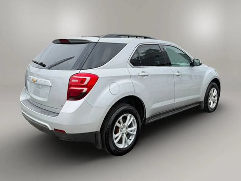 Used 2017 Chevrolet Equinox LT w/ Convenience Package AWD/4WD image 8