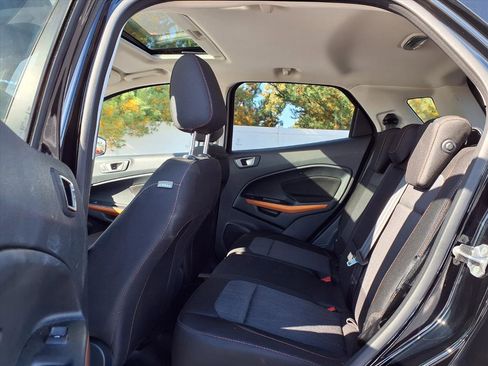 Used 2021 Ford EcoSport SE w/ SE Appearance Package image 23