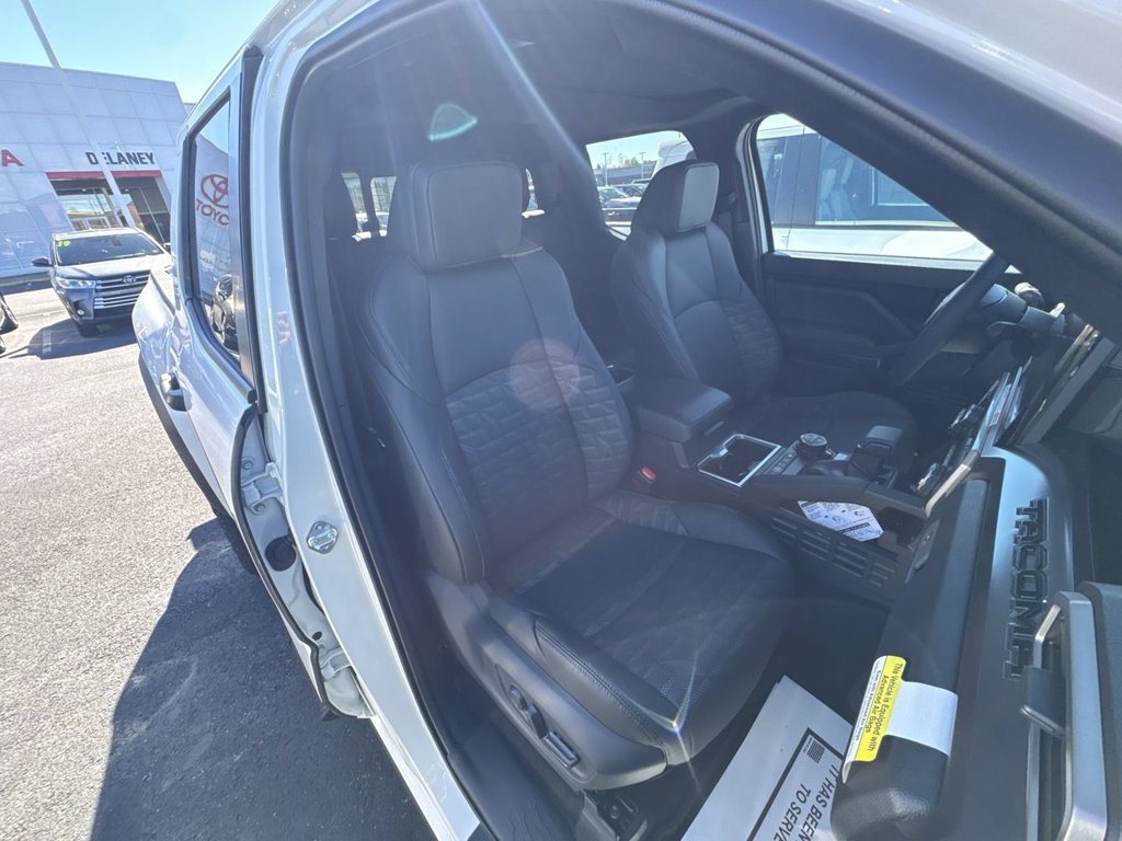 New 2026 Toyota Tacoma TRD Off-Road w/ TRD Off Road Premium Package AWD/4WD image 31