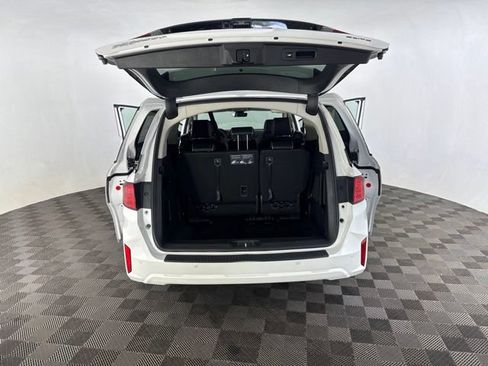 Certified 2026 Honda Odyssey Elite image 19