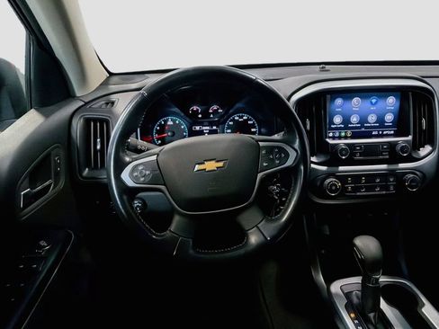 Used 2022 Chevrolet Colorado LT w/ LT Convenience Package AWD/4WD image 22