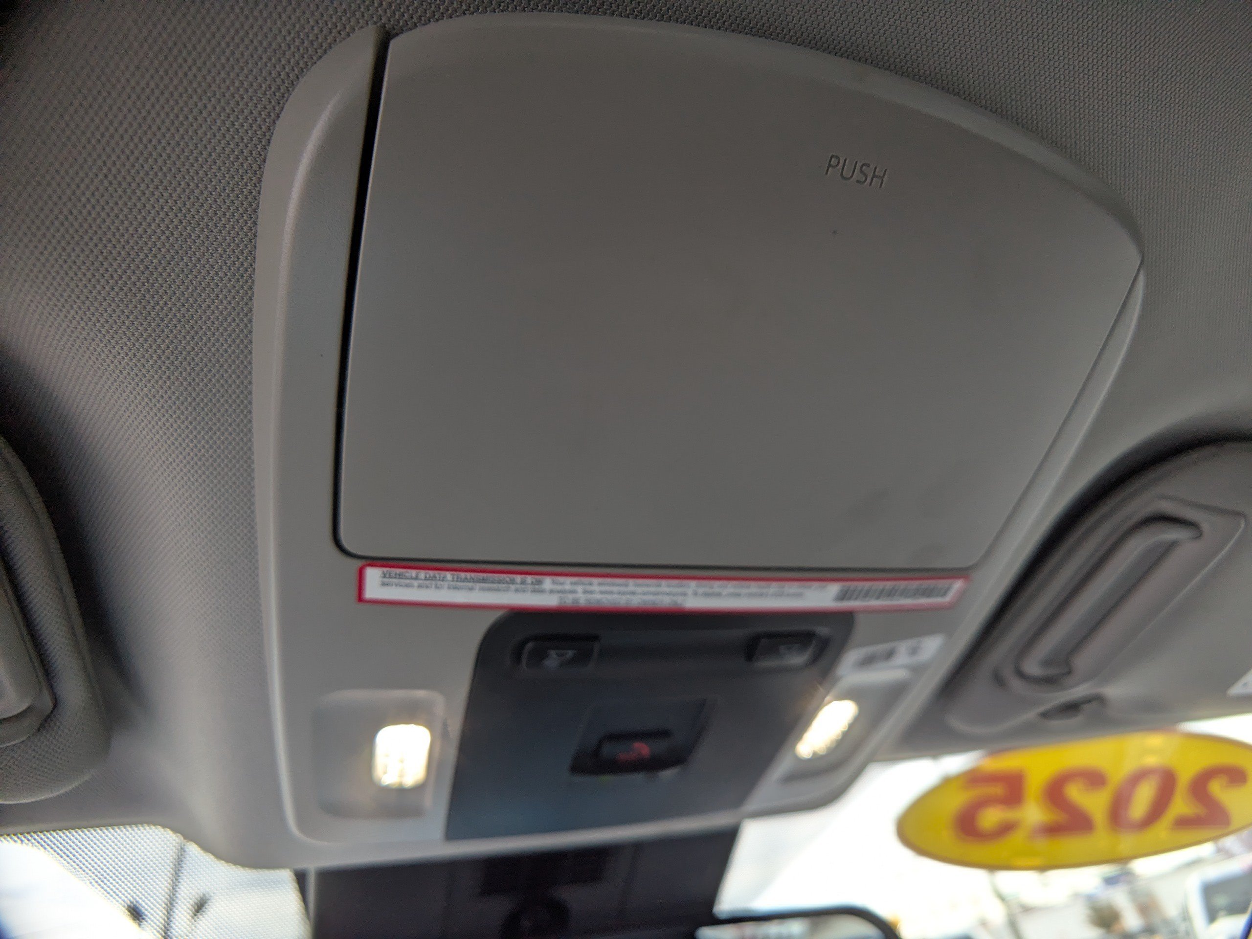 Used 2025 Toyota Camry LE FWD image 18