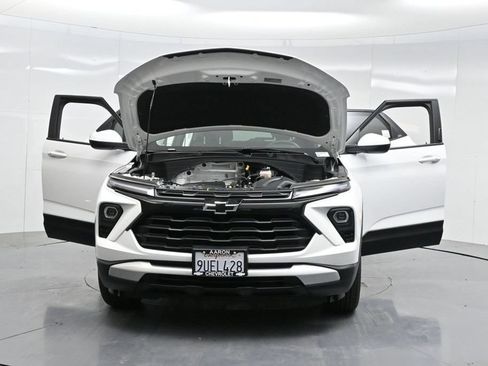 Used 2025 Chevrolet TrailBlazer LT w/ Convenience Package FWD image 51