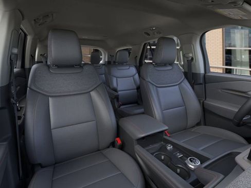New 2026 Ford Explorer Active w/ Active Comfort Package image 12