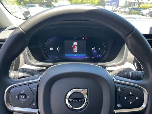 Used 2024 Volvo S60 B5 Core FWD image 28