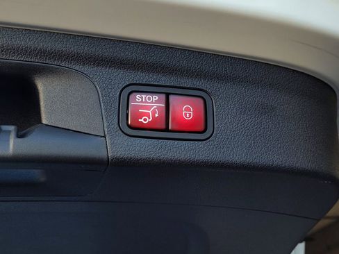 Used 2023 Mercedes-Benz GLE 450 4MATIC image 40