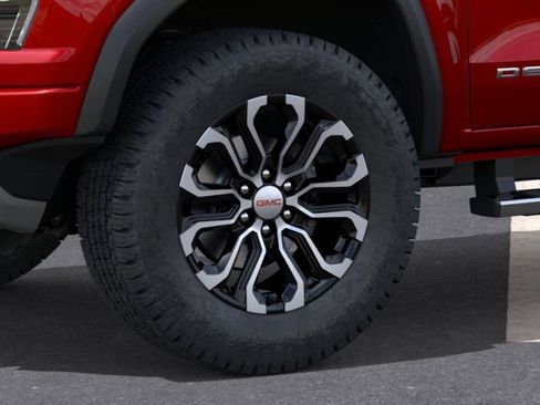 New 2026 GMC Canyon Denali AWD/4WD image 9