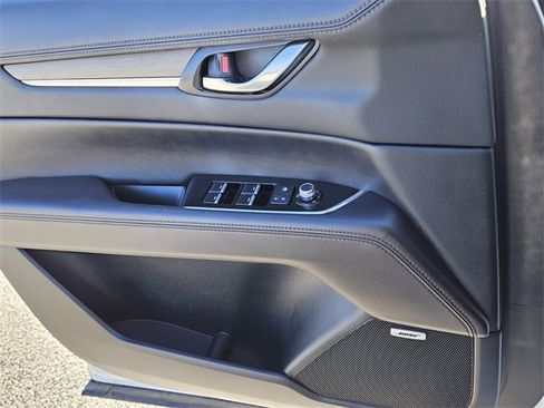 Used 2019 MAZDA CX-5 Signature image 30