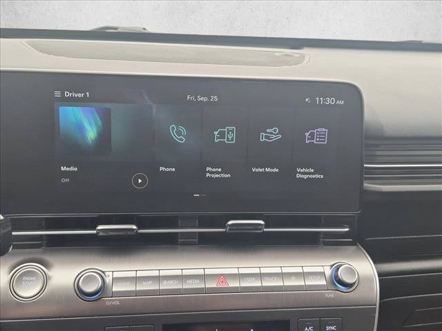 Used 2025 Hyundai Kona SEL AWD/4WD image 13