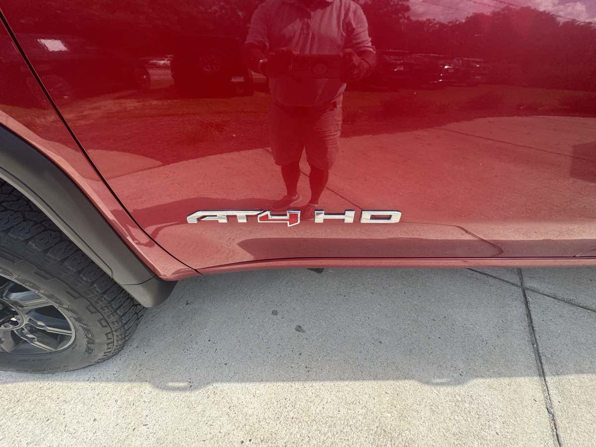 Used 2026 GMC Sierra 2500 AT4 AWD/4WD image 20