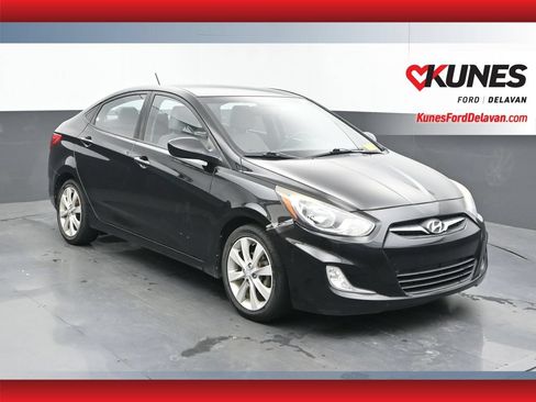 Used 2013 Hyundai Accent GLS w/ Premium Pkg FWD image 1