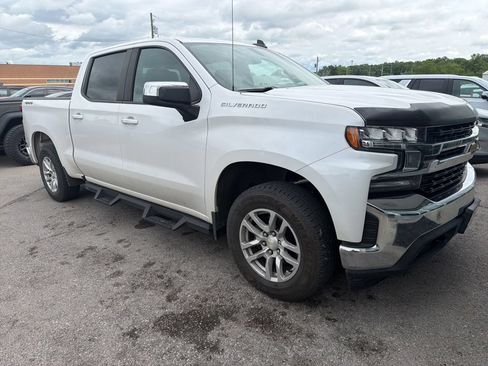 Used 2019 Chevrolet Silverado 1500 LT w/ All-Star Edition AWD/4WD image 2