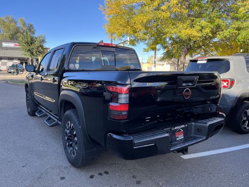 Used 2024 Nissan Frontier PRO-4X w/ Off-Road Protection Package image 7