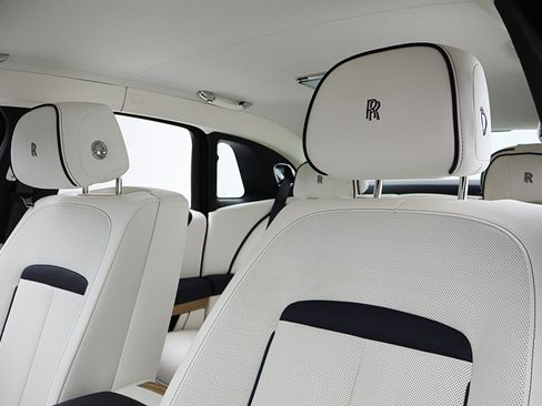 Used 2025 Rolls-Royce Ghost AWD/4WD image 30