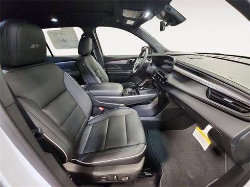 New 2026 Buick Enclave Sport Touring image 15