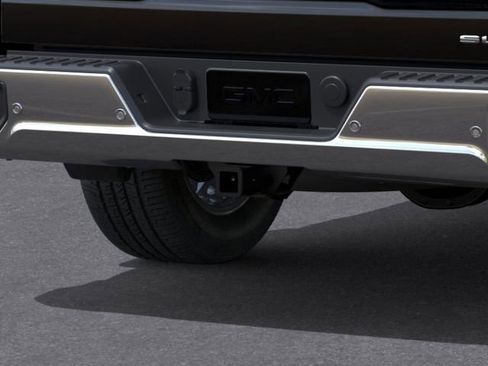 New 2026 GMC Sierra 1500 SLT image 14
