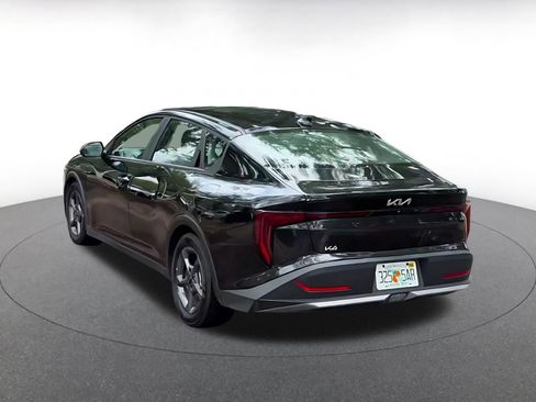 Used 2025 Kia K4 FWD image 11