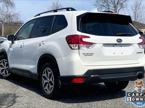 Certified 2023 Subaru Forester Premium image 13