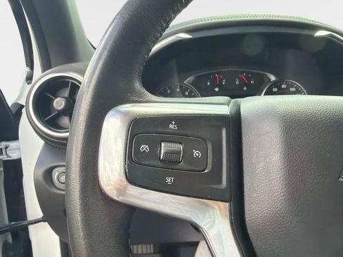Used 2020 Chevrolet Blazer LT FWD image 28